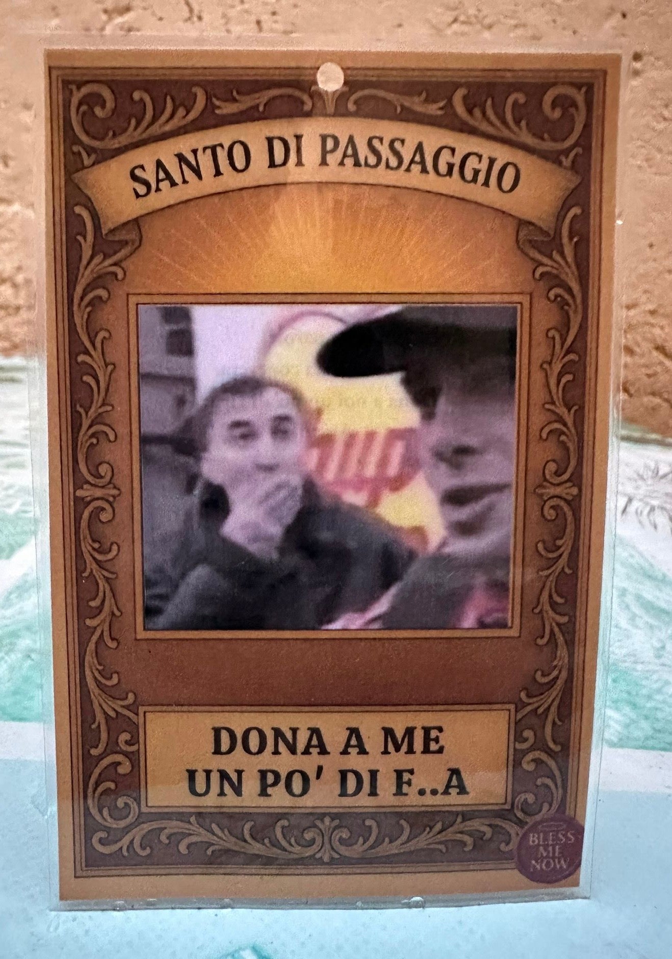 Santo di Passaggio - Un po’ di figa qua!